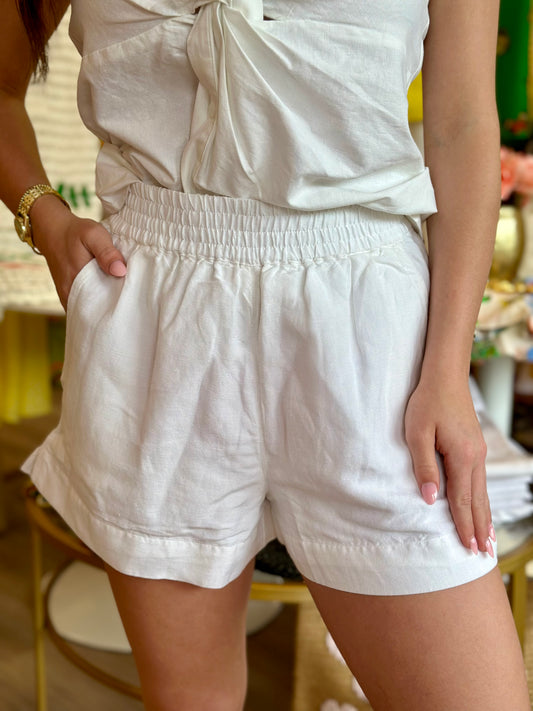 Birdie Linen Shorts in White