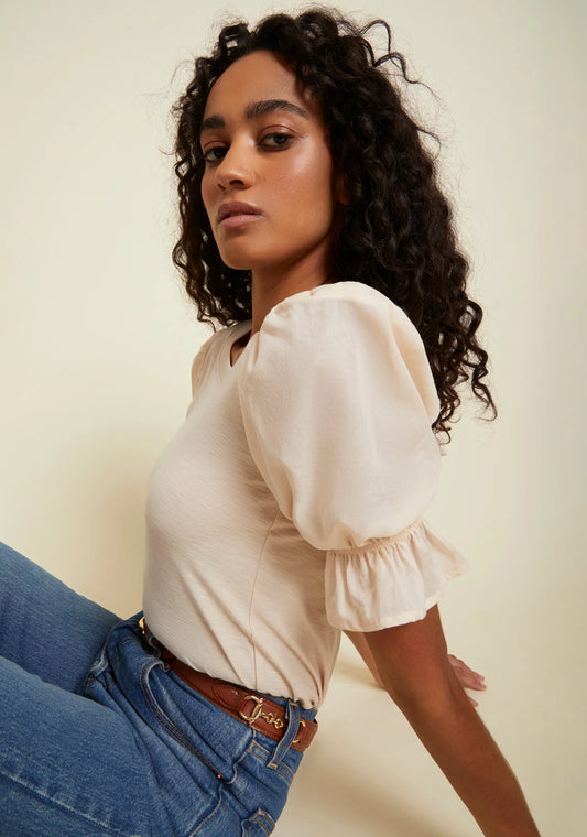 Bia Gathered Sleeve Tee in Frothy