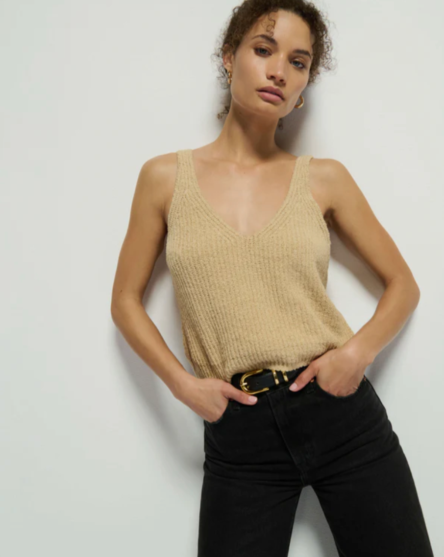 Cece Sweater Tank Warm Sand