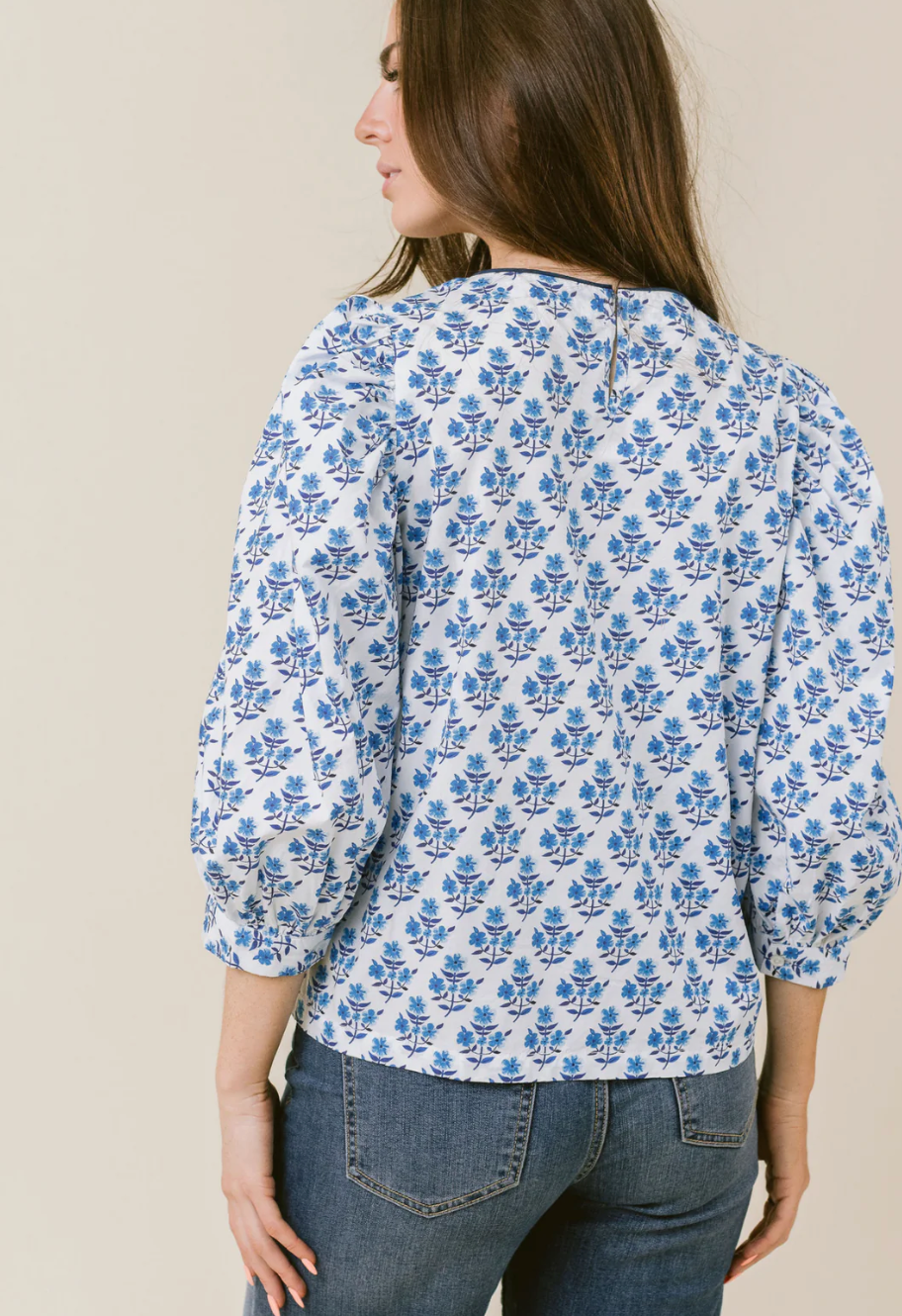 FINAL SALE Darby Top in Blue Bouquet