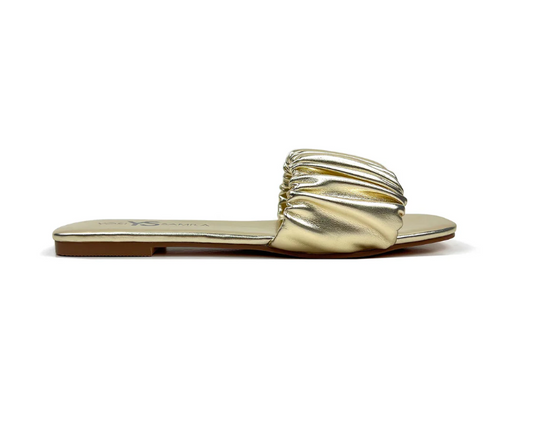 Naomi Sandal in Gold