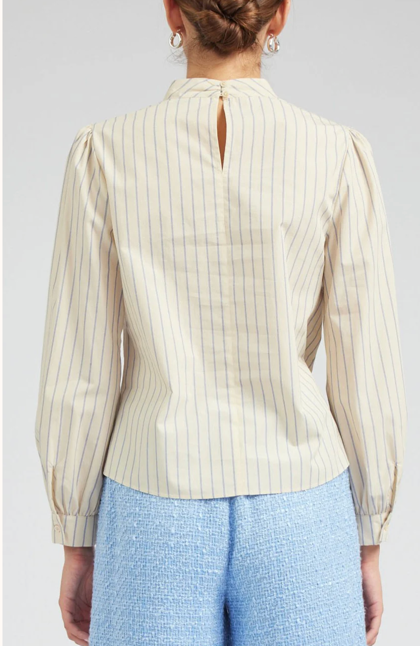 Lila Bow Detail Blouse in Natural