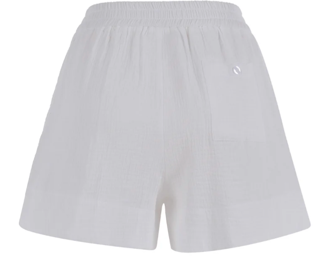 The Barry Short in White