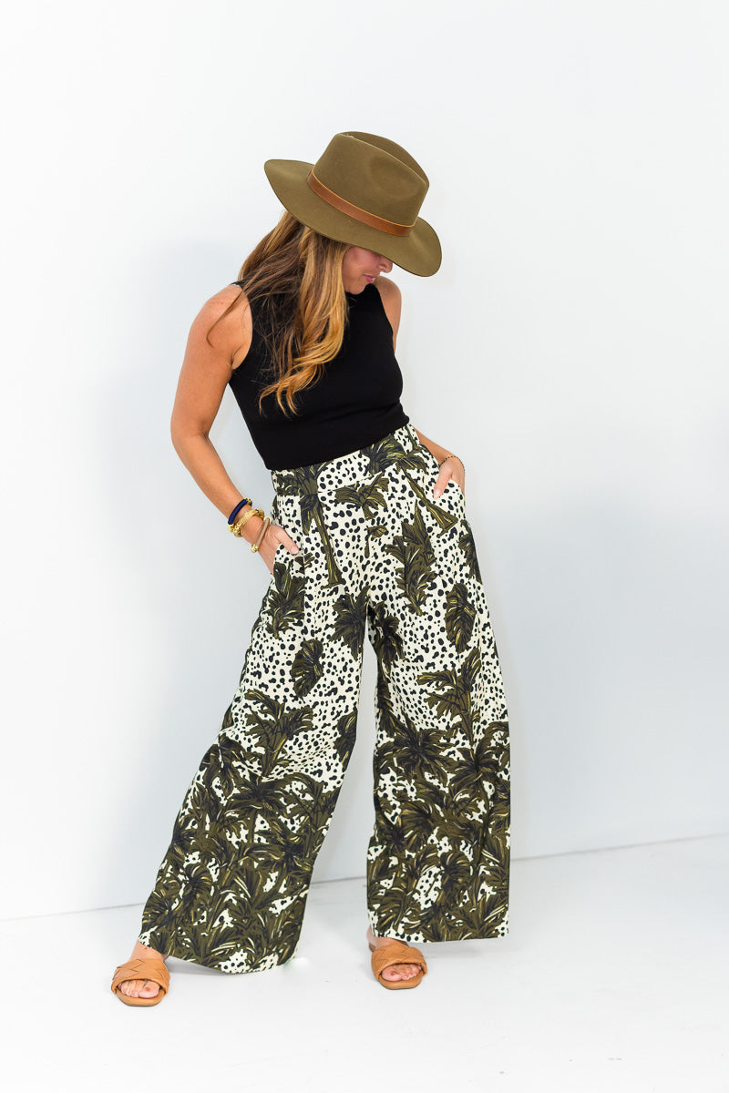 FINAL SALE Coston Pant in Midnight Palm