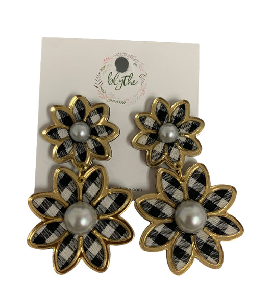 Black Gingham Daisy Earring